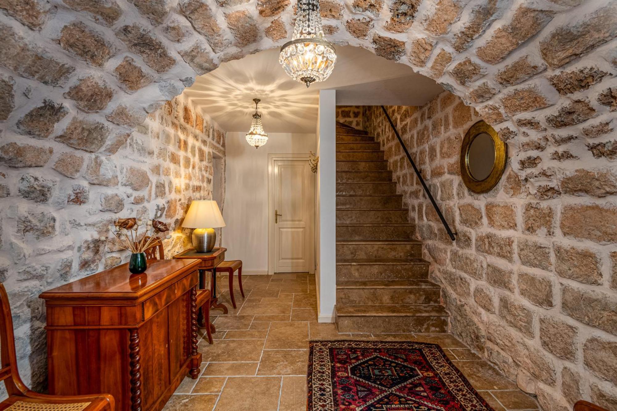 Villa Mirabilis, Stunning Superior Villa, Dubrovnik Old Town Exteriör bild
